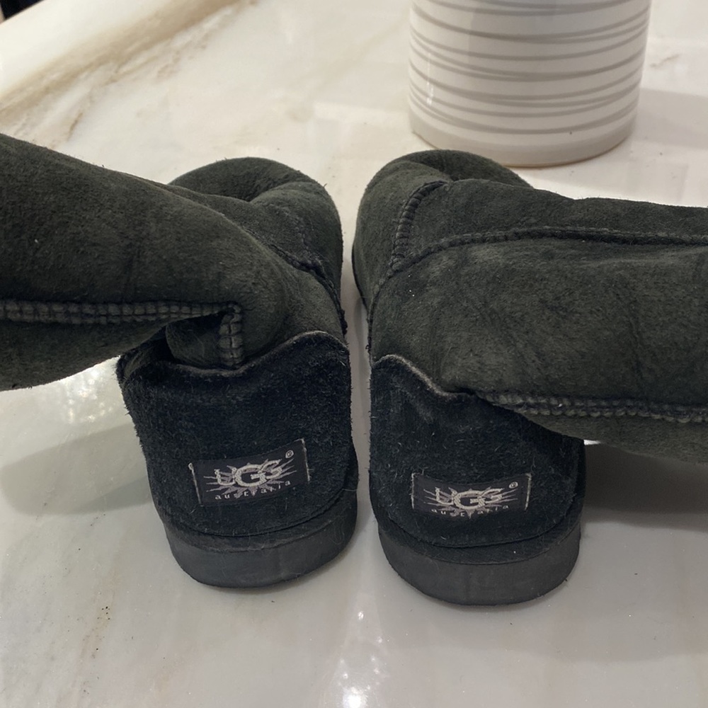 Ugg Boots - Picture 2 of 5